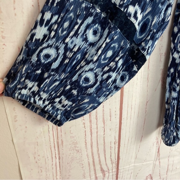 Lane Bryant Size 26 28 Blue Ikat Long Sleeve V Neck Top Lace Detail Gathered Hem - Picture 6 of 9